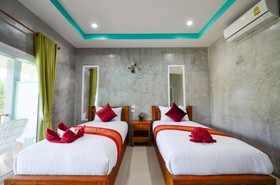 Tum Mai Kaew Resort