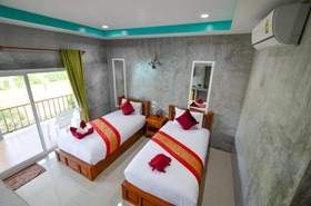 Tum Mai Kaew Resort