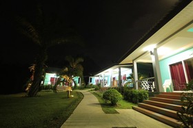 Tum Mai Kaew Resort