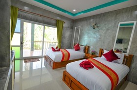 Tum Mai Kaew Resort
