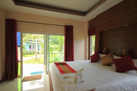 Tum Mai Kaew Resort