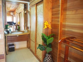 Esmeralda View Resort