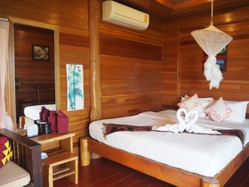 Esmeralda View Resort