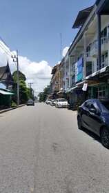 8 Sleeper Street Hostel