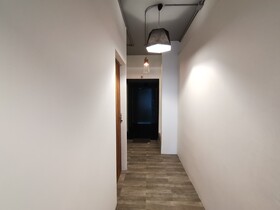 8 Sleeper Street Hostel