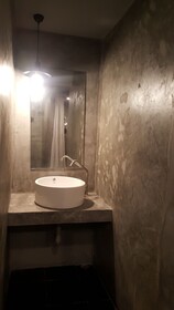 8 Sleeper Street Hostel