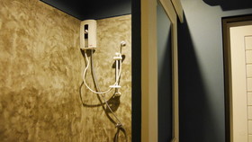 Amity Poshtel