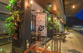 Amity Poshtel