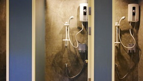 Amity Poshtel