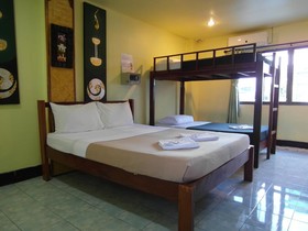 Ao Nang Grand Inn Hostel