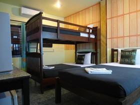 Ao Nang Grand Inn Hostel