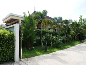 Aonang Oscar Pool Villas