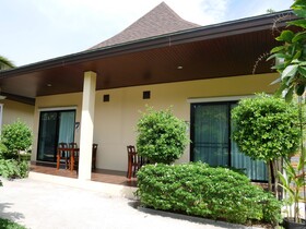 Aonang Oscar Pool Villas