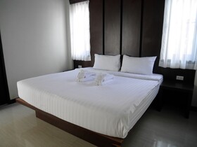 Aonang Oscar Pool Villas