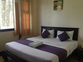 Baan Andaman Bed & Breakfast