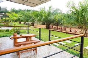 OYO 690 Bann Supansa Resort
