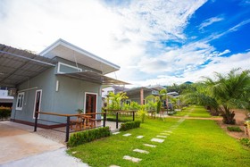 OYO 690 Bann Supansa Resort