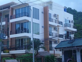 Chatchada House