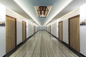 City Hotel