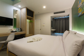 City Hotel