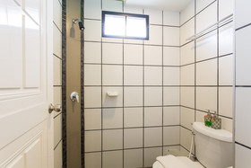 City Hotel
