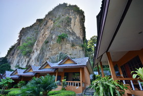 Diamond Cave Resort