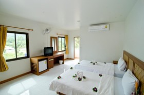 Diamond Place