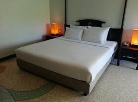 Golden Beach Resort
