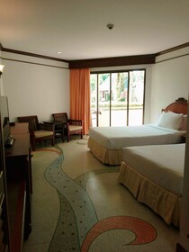 Golden Beach Resort