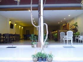 Golden Moon Aonang