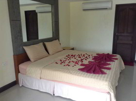 J Boutique Aonang