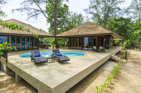 Koh Jum Beach Villas