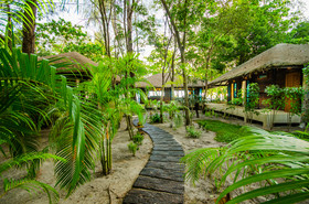 Koh Jum Beach Villas
