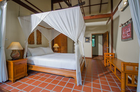 Koh Jum Beach Villas