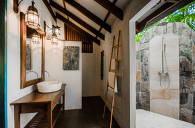 Koh Jum Beach Villas