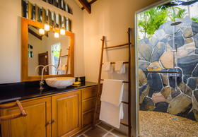 Koh Jum Beach Villas