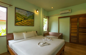 Krabi Green Hill Pool Villas