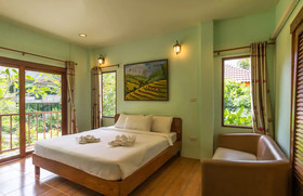 Krabi Green Hill Pool Villas