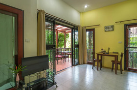 Krabi Green Hill Pool Villas