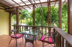 Krabi Green Hill Pool Villas