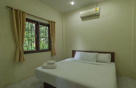 Krabi Green Hill Pool Villas