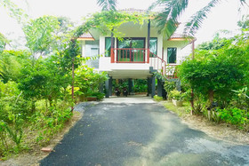 Krabi Green Hill Pool Villas
