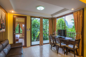 Krabi Green Hill Pool Villas