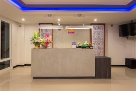 Krabi Inn & Omm Hotel