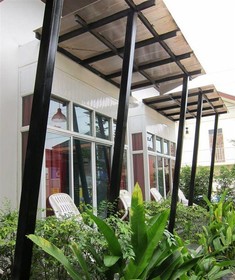 Loma Place Hotel