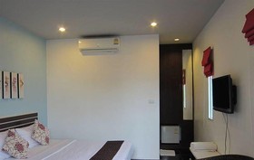 Loma Place Hotel