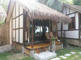 Longbeach Villa