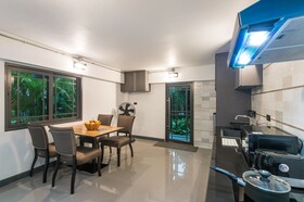 Loy Chalet