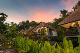Loy Chalet