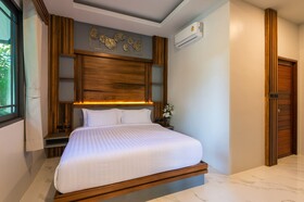 Loy Chalet